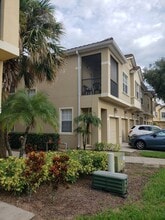 2771 Oakwater Dr in Kissimmee, FL - Building Photo - Building Photo