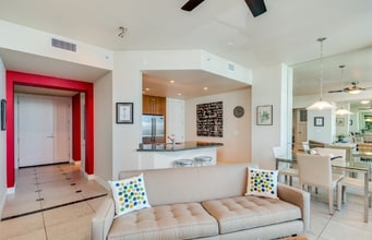 140 E Rio Salado Pkwy in Tempe, AZ - Building Photo - Building Photo