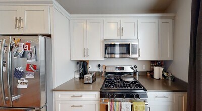 166 Hampshire St, Unit 3 in Cambridge, MA - Foto de edificio - Building Photo