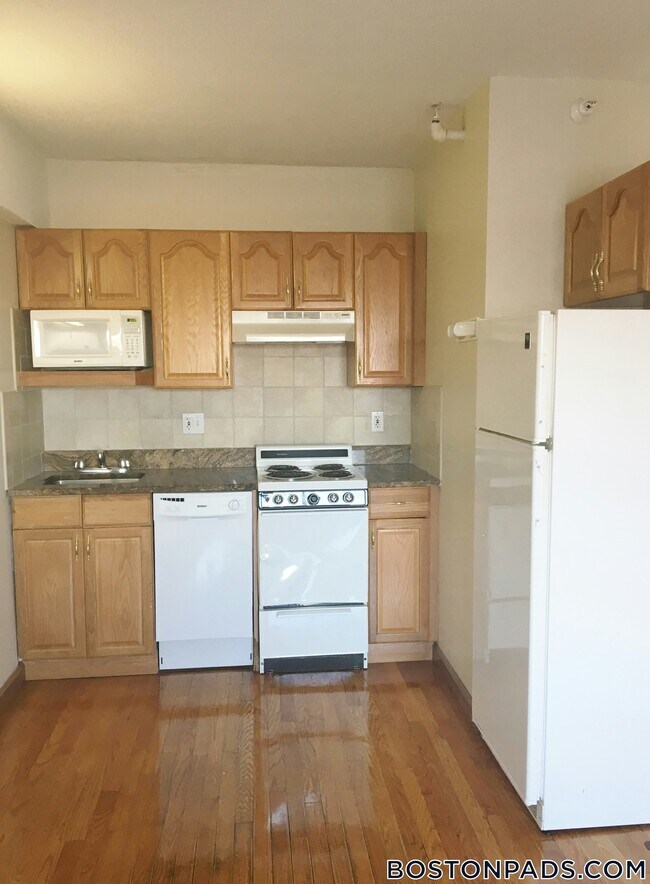 1110 Commonwealth Ave