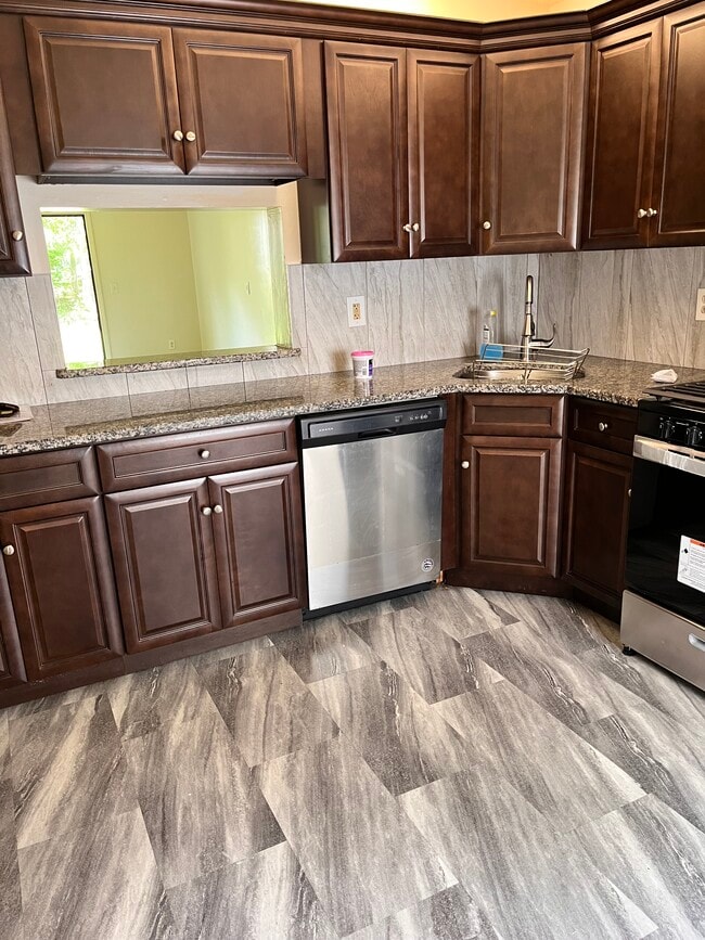 property at 38 Greenwich Dr