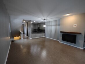 5585 Woodruff Shore Dr in Brighton, MI - Building Photo - Building Photo