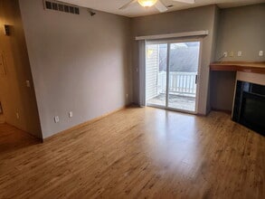 1320 SE Florence Dr in Waukee, IA - Building Photo - Building Photo