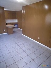 1015 Hall Ave in Killeen, TX - Foto de edificio - Building Photo