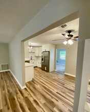 4540 Creighton Rd in Pensacola, FL - Foto de edificio - Building Photo