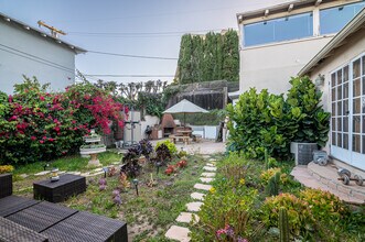 1845 Pandora Ave, Unit 105 in Los Angeles, CA - Building Photo - Building Photo