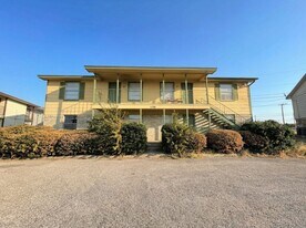 1106 Eastside Dr in Killeen, TX - Building Photo