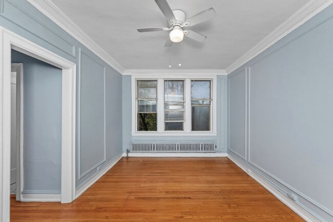 1361 W Estes Ave in Chicago, IL - Foto de edificio - Building Photo