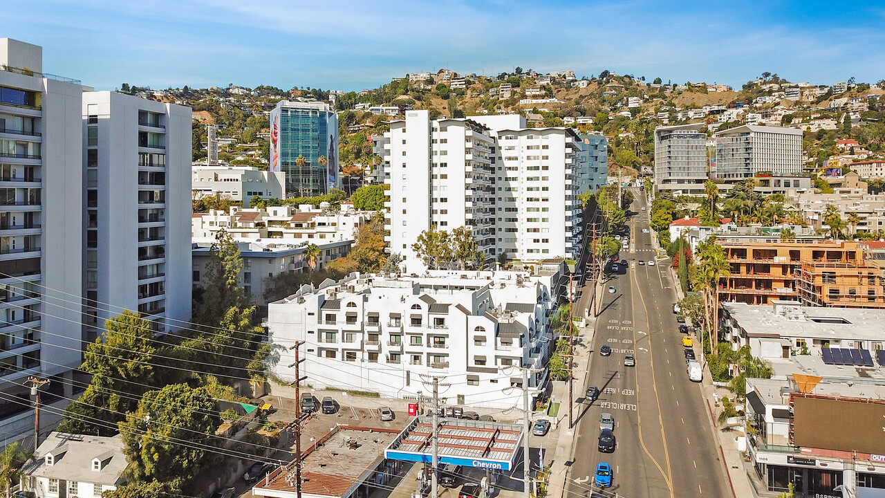 Terraces at La Cienega in West Hollywood, CA - Building Photo