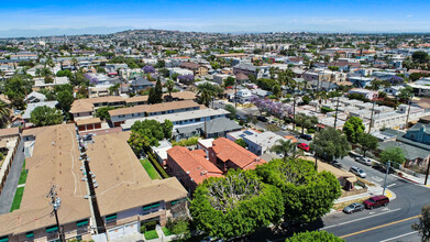 1527-1535 E 3rd St in Long Beach, CA - Building Photo - Building Photo