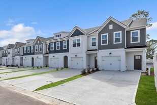 Southport in Brunswick, GA - Building Photo