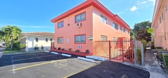 744 85th St, Unit 3 in Miami Beach, FL - Building Photo