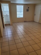 222 W Murrill St, Unit A in Baytown, TX - Building Photo - Building Photo