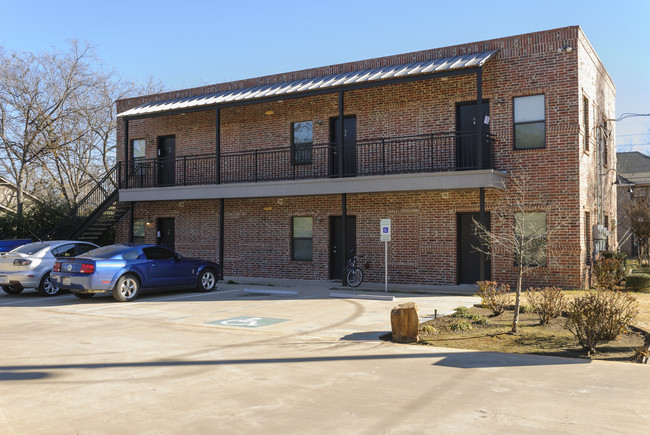 The Warehouses in Denton, TX - Building Photo - Building Photo