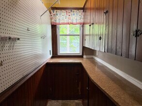 7 McConn Ave in Enfield, CT - Building Photo - Building Photo