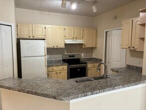 1325 Lake Shadow Cir in Maitland, FL - Building Photo - Building Photo