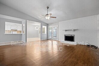 1900 Lavon Creek Ln in Arlington, TX - Building Photo - Building Photo
