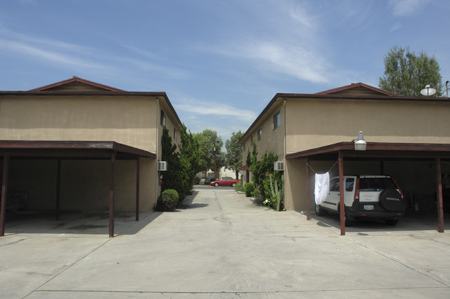 200-206 Elgin St in Alhambra, CA - Building Photo - Building Photo