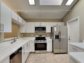 14624 SW 127th Ct in Miami, FL - Building Photo - Building Photo