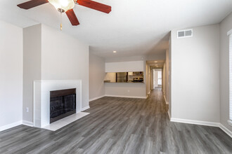 Serena Vista in Garland, TX - Building Photo - Interior Photo