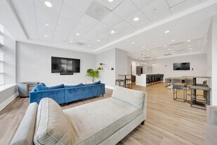 545 N Dearborn St in Chicago, IL - Building Photo