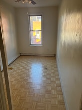 201 E 51st St, Unit O in Brooklyn, NY - Building Photo - Building Photo