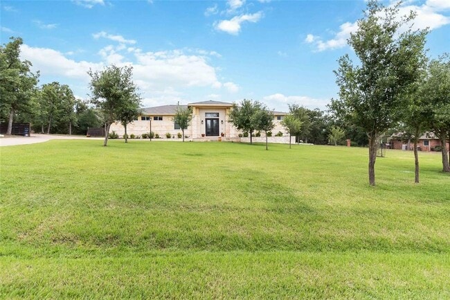129 Powder Horn Rd in Bastrop, TX - Building Photo - Building Photo