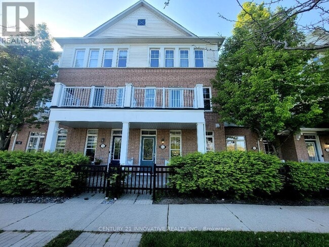 property at 114 Harbourside Dr