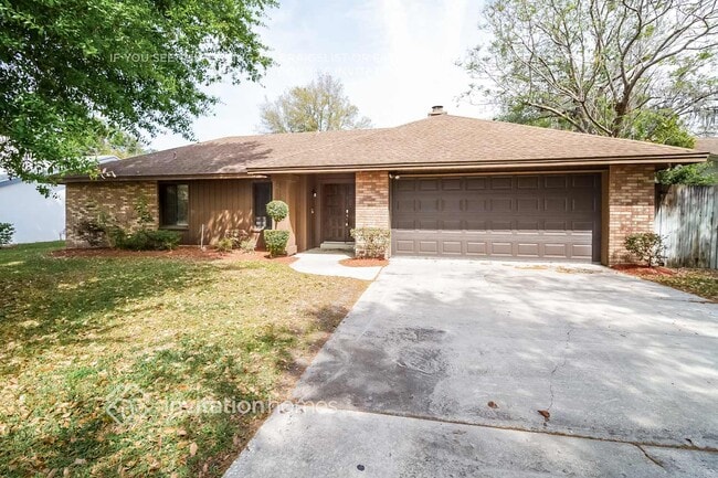 409 Wekiva Cove Rd in Longwood, FL - Foto de edificio - Building Photo