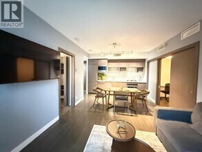 68 Smithe St in Vancouver, BC - Building Photo - Building Photo