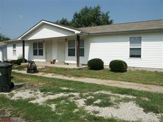 802 Elm St in Bismarck, MO - Building Photo