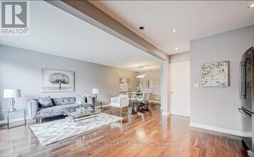 416 Browndale Crescent in Richmond Hill, ON - Building Photo - Building Photo