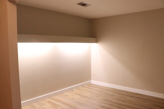 10004 Oak Run Dr in Austin, TX - Building Photo - Building Photo