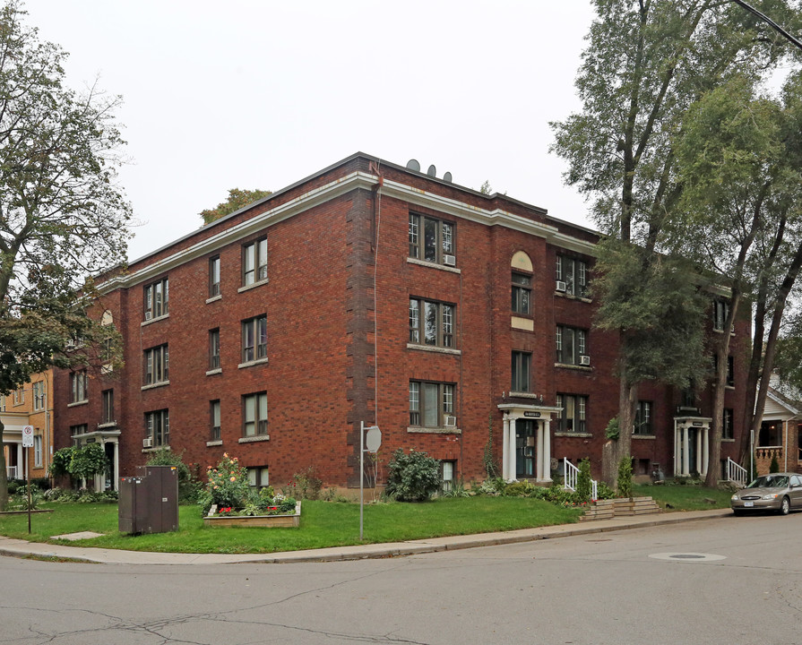 352-356 Hunter St E in Hamilton, ON - Building Photo