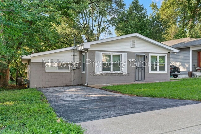 property at 191 Bascom Dr