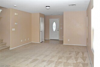 520 Taunton St in Las Vegas, NV - Building Photo - Building Photo