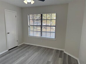 1088 W Hills Terrace in Saginaw, TX - Building Photo - Building Photo