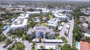 123 Bay Colony Dr N in Juno Beach, FL - Building Photo - Building Photo