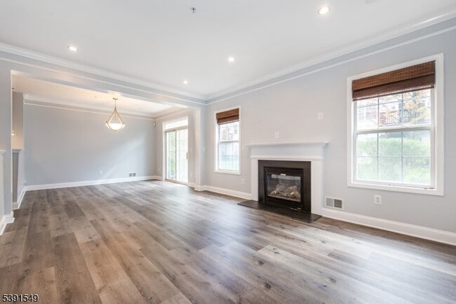 170 Winchester Ct