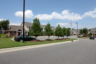 Sandy Ridge Apartments in Wendell, NC - Building Photo - Building Photo