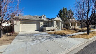 7867 Morgan Pointe Cir in Reno, NV - Building Photo
