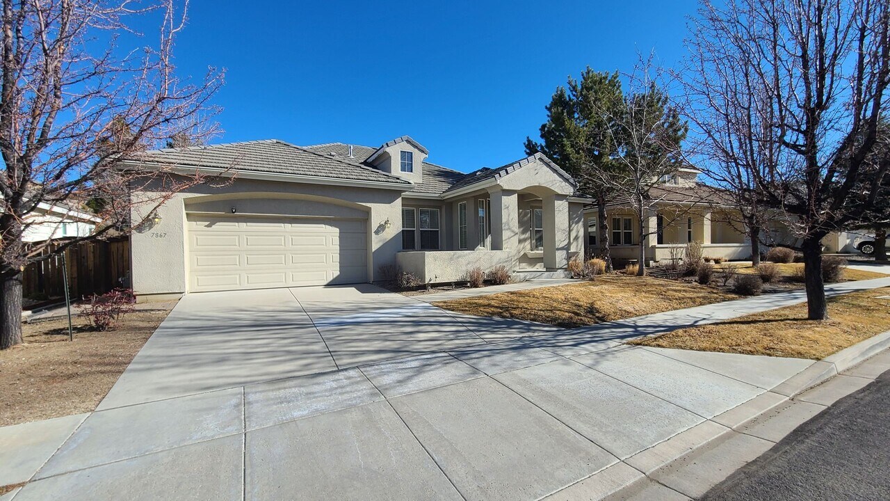 7867 Morgan Pointe Cir in Reno, NV - Building Photo