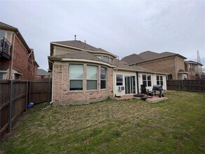 10045 Bluewater Terrace in Irving, TX - Building Photo - Building Photo