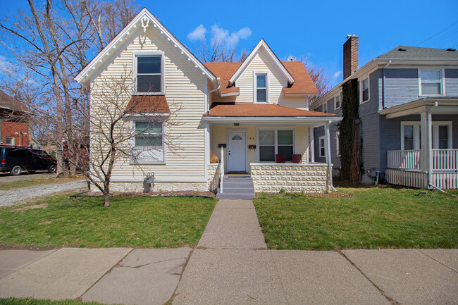 418 Pearl St in Ypsilanti, MI - Building Photo - Building Photo