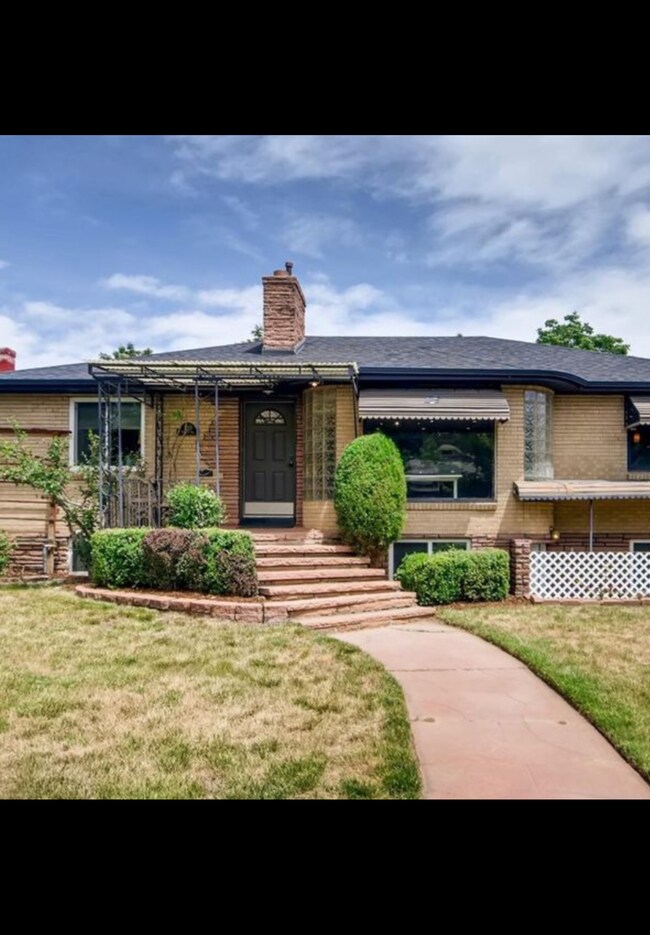 3061 W 37th Ave in Denver, CO - Foto de edificio - Building Photo