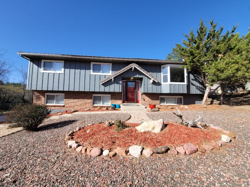 7010 Buckhorn Cir in Colorado Springs, CO - Building Photo