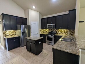 11608 Yeadon Way in Austin, TX - Building Photo - Building Photo