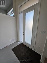 2752 Peter Matthews Dr in Pickering, ON - Building Photo - Building Photo