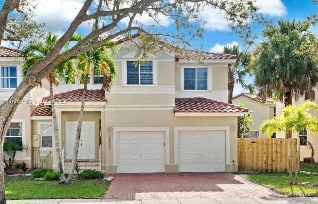 property at 16920 SW 34th St
