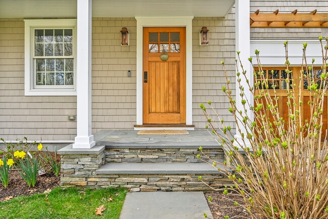 104 Roton Ave in Norwalk, CT - Building Photo - Building Photo